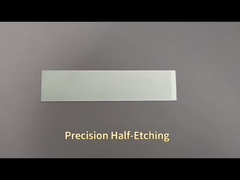 Plat logam setengah mengukir