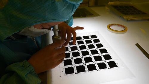 Blog perusahaan terbaru tentang Aplikasi Utama dan Tren Masa Depan Etching Fotokimia dalam Manufaktur Lanjutan