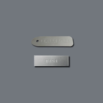Harga yang bagus Kualitas tinggi China Pribadi Aluminium Etching Badge produsen on line